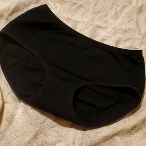 BNWOT bum shaping panty